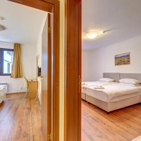 Silver Hills & With Free Parking Hotel Smolyan