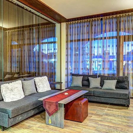 Silver Hills & With Free Parking Hotel 3*