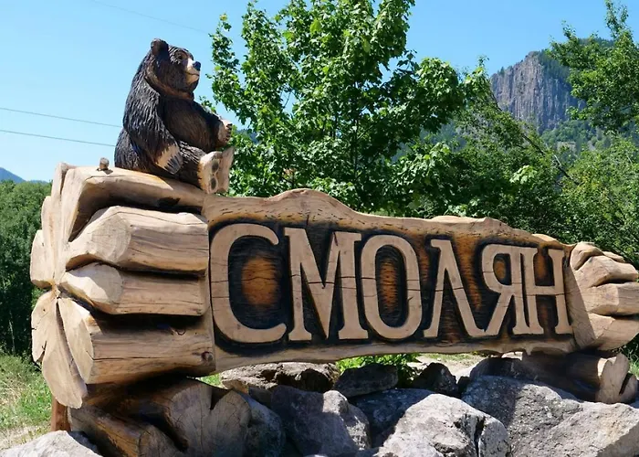 Silver Hills & With Free Parking