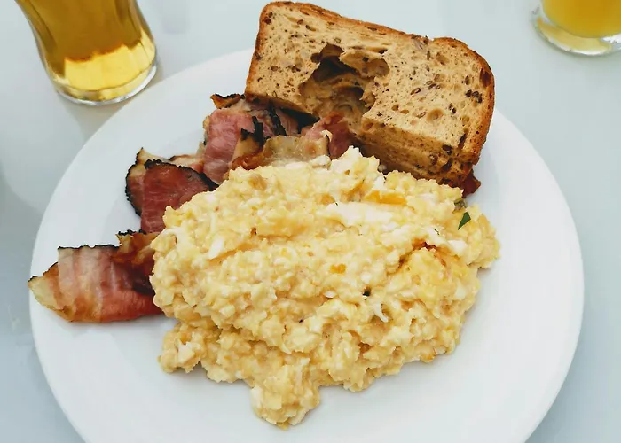 Silver Hills & With Free Parking